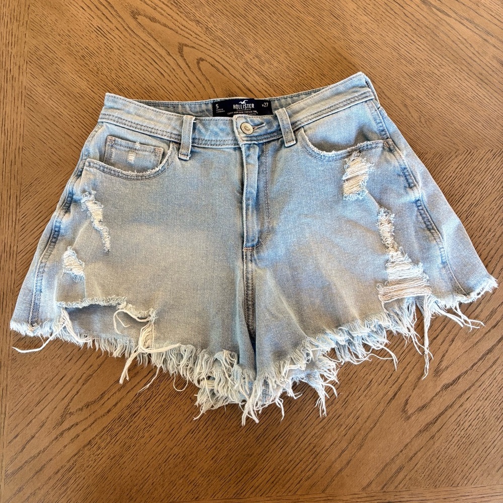 Hollister High Rise Women's Distressed Jean Shorts - Light Blue